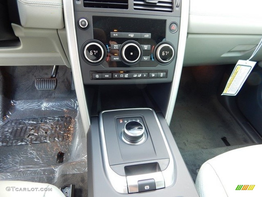 2018 Land Rover Discovery Sport SE Controls Photos