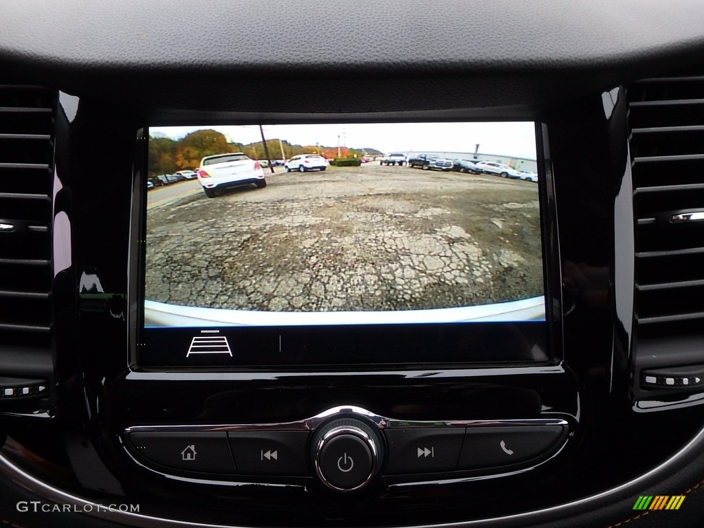 2018 Chevrolet Trax LS AWD Controls Photo #123761318