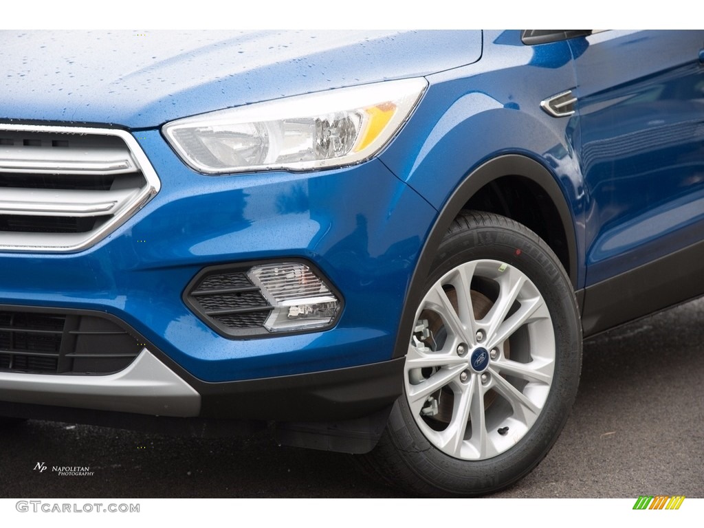 2018 Escape SE 4WD - Lightning Blue / Charcoal Black photo #2