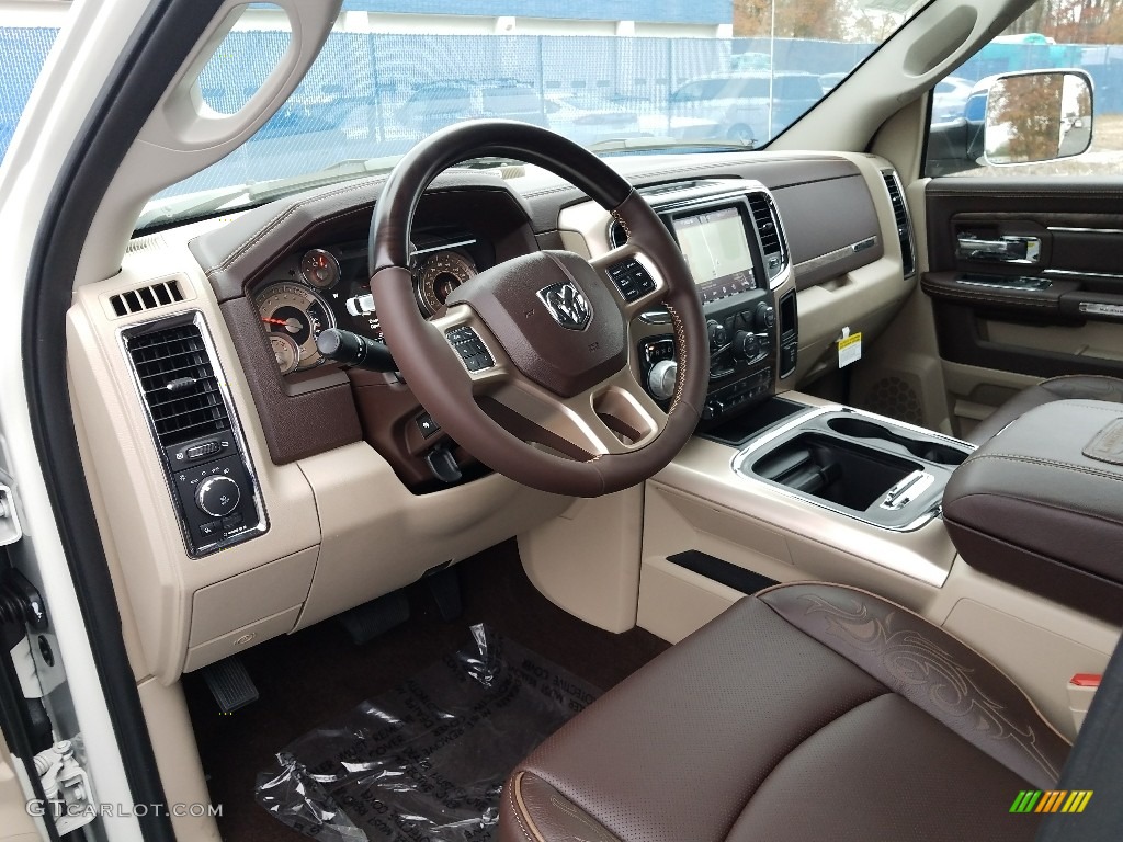2018 1500 Laramie Longhorn Crew Cab 4x4 - Pearl White / Canyon Brown/Light Frost Beige photo #7