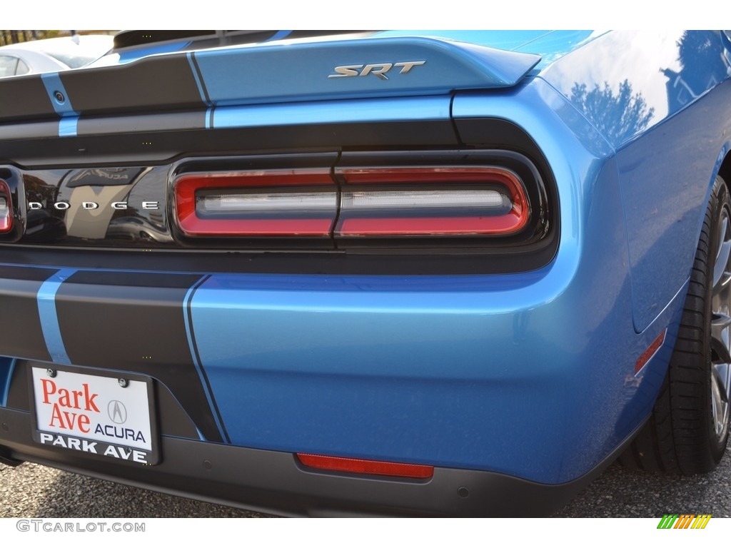 2016 Challenger SRT 392 - B5 Blue Pearl / Black photo #26