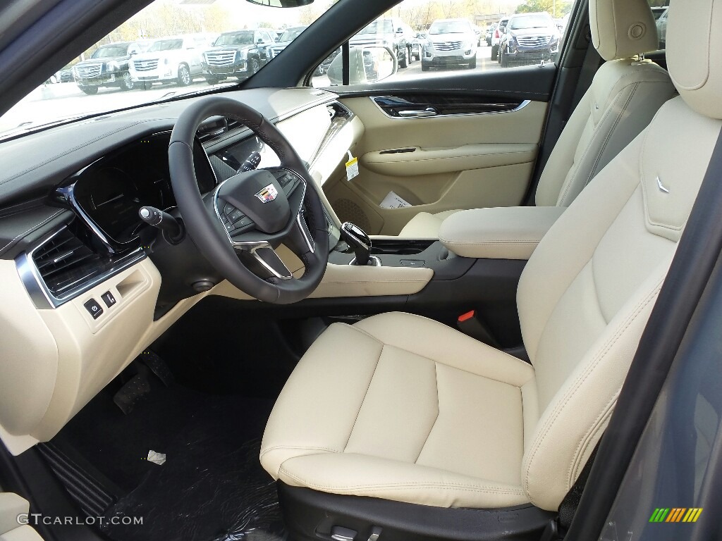 Sahara Beige Interior 2018 Cadillac XT5 Standard XT5 Model Photo #123766036