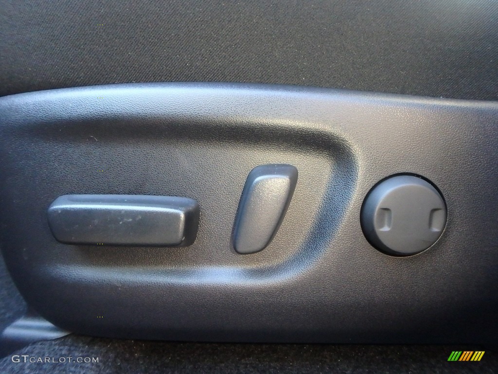 2018 RAV4 XLE AWD Hybrid - Black / Ash photo #11