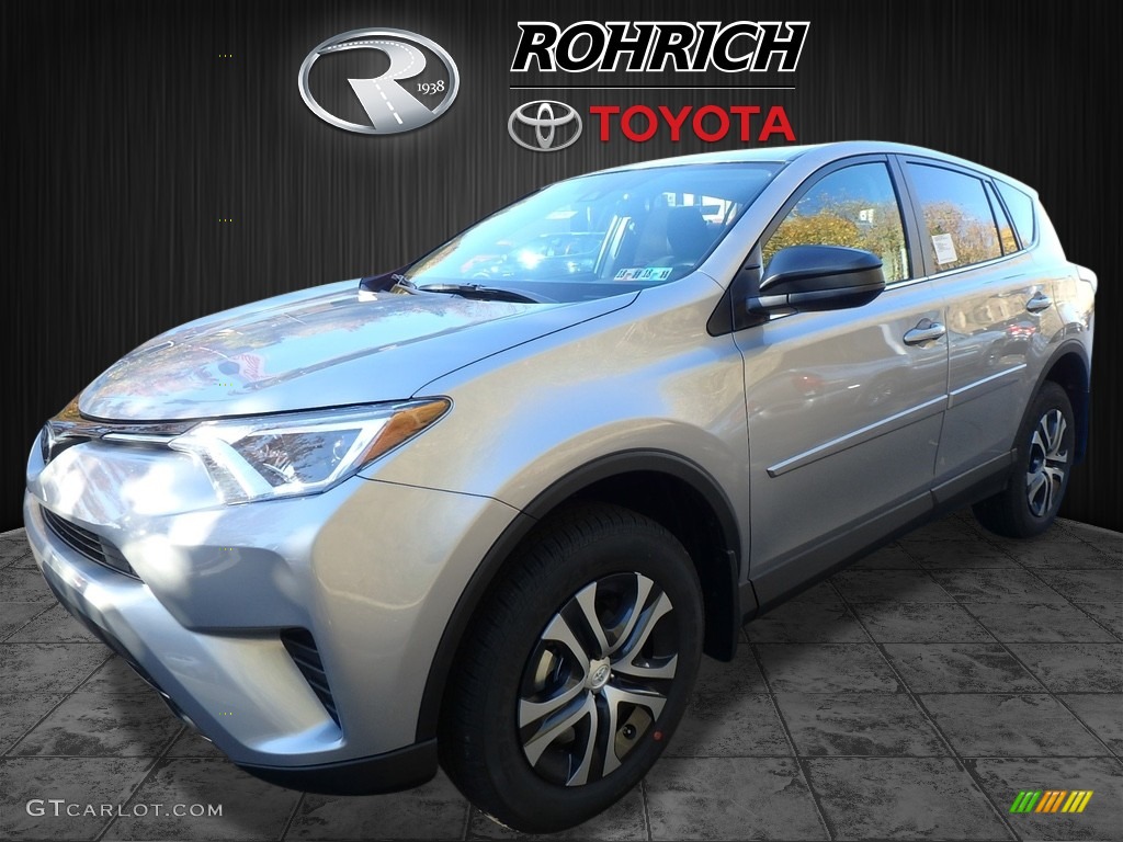 2018 RAV4 LE AWD - Silver Sky Metallic / Black photo #4
