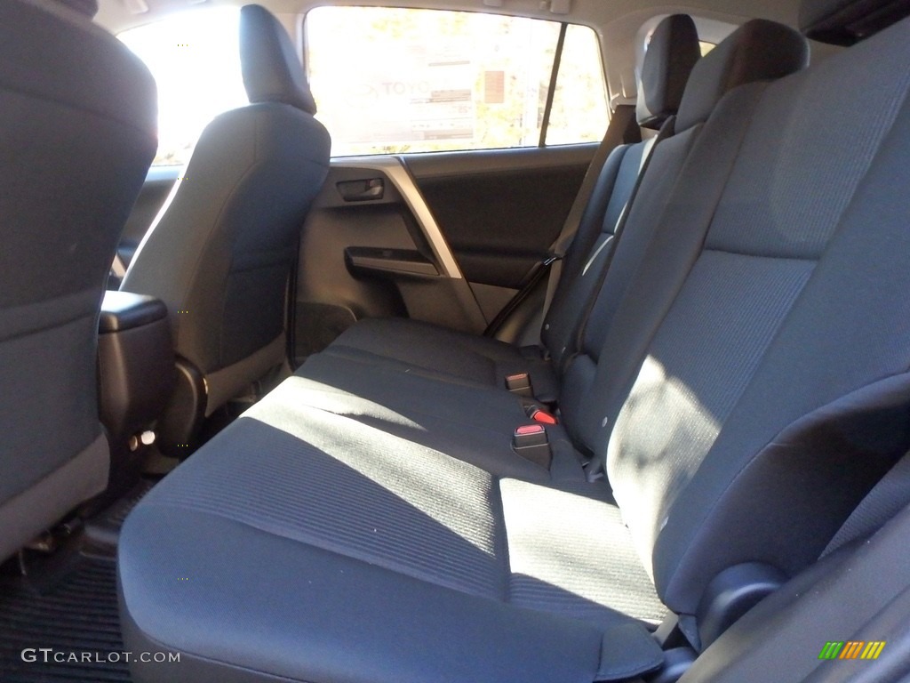 2018 RAV4 LE AWD - Silver Sky Metallic / Black photo #7