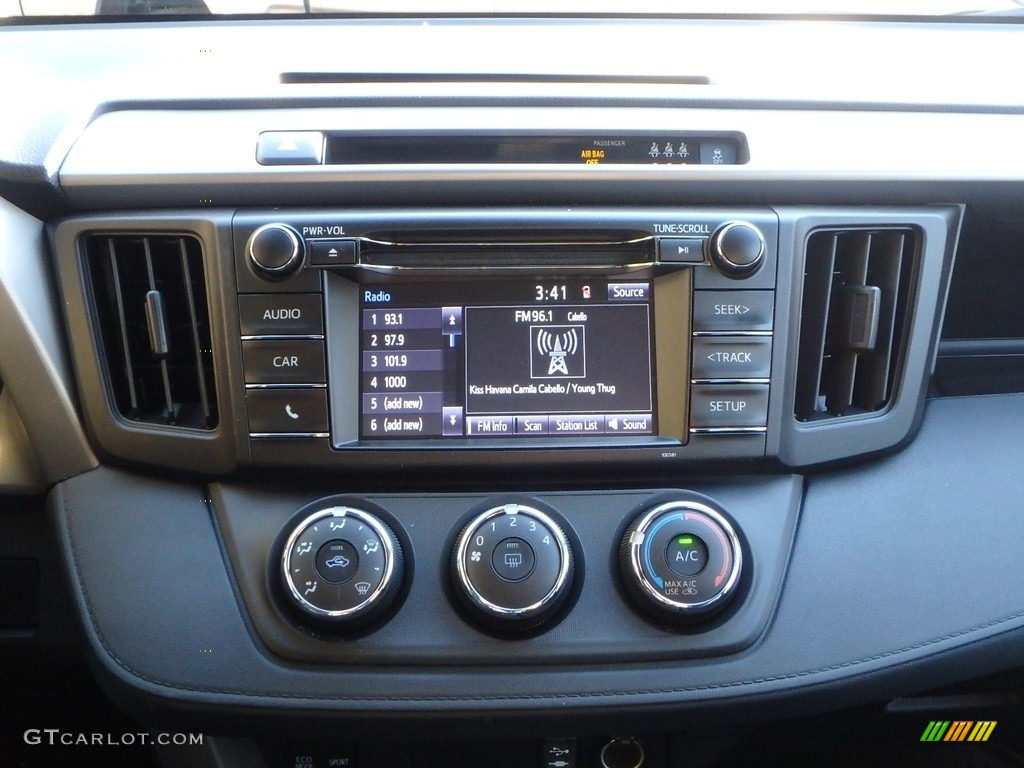 2018 RAV4 LE AWD - Silver Sky Metallic / Black photo #11