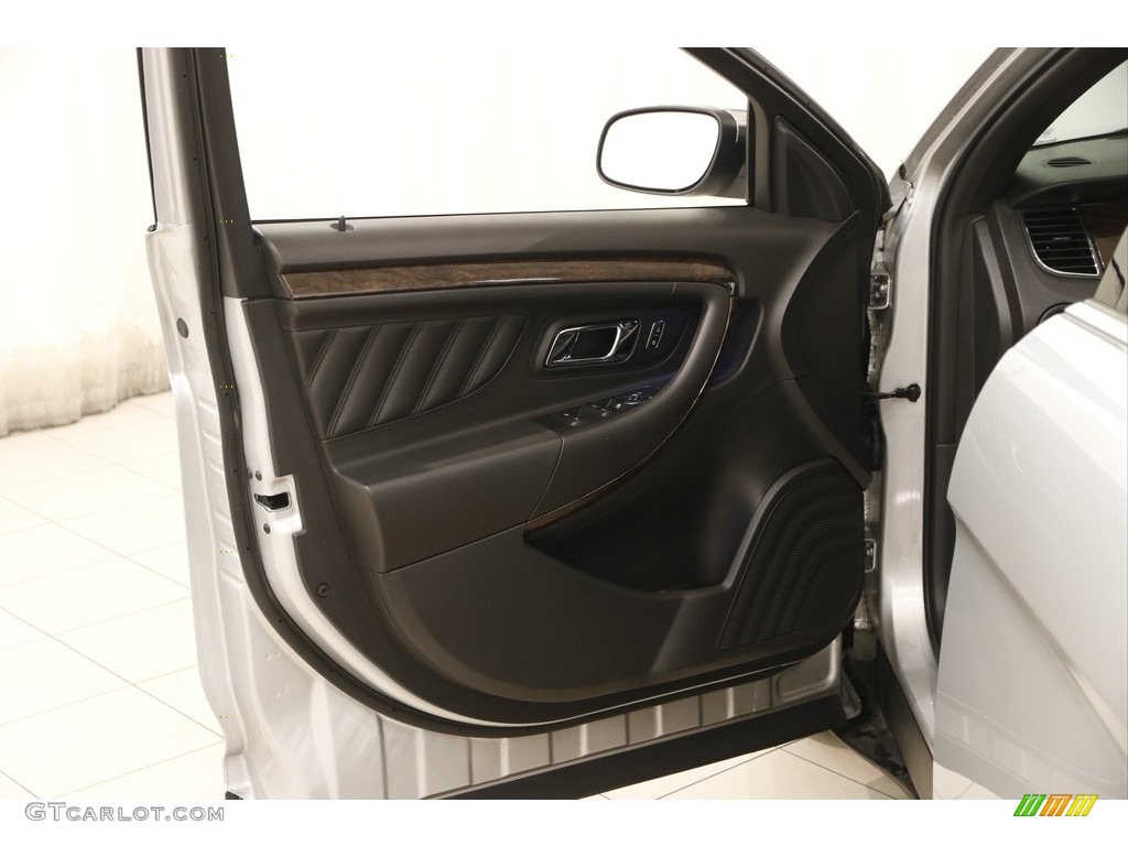 2017 Ford Taurus Limited Charcoal Black Door Panel Photo #123771601