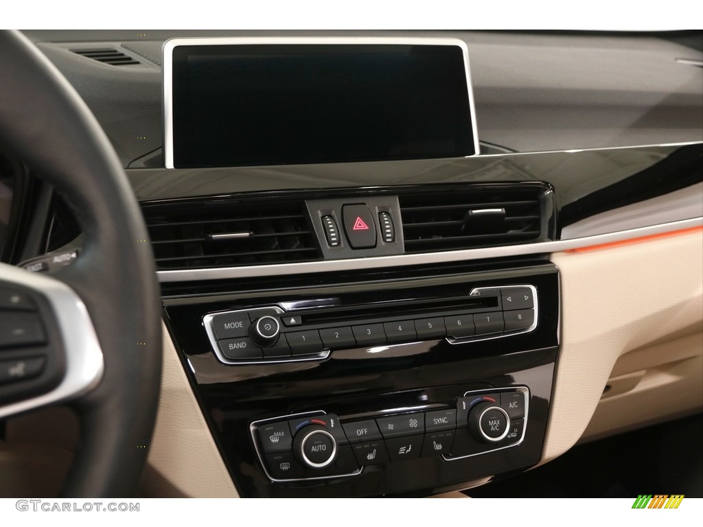 2017 X1 xDrive28i - Mediterranean Blue Metallic / Canberra Beige photo #9