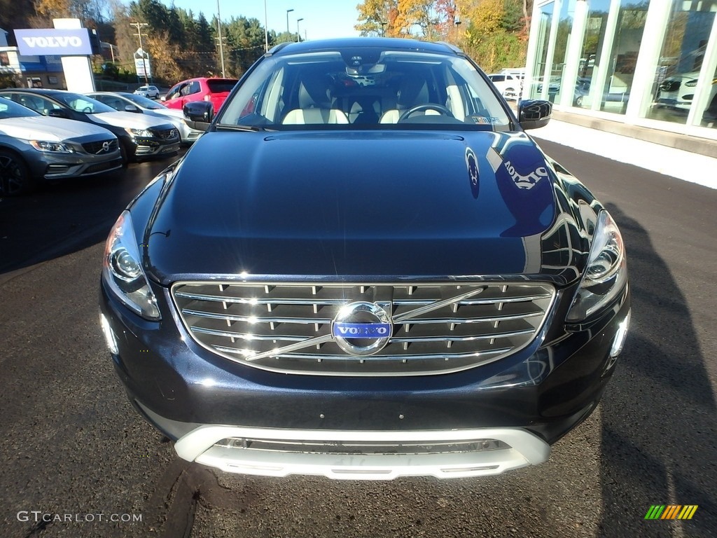 2017 XC60 T5 Dynamic - Magic Blue Metallic / Blonde/Off Black photo #6