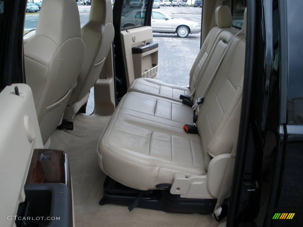 2008 F450 Super Duty Lariat Crew Cab 4x4 Dually - Black / Tan photo #17