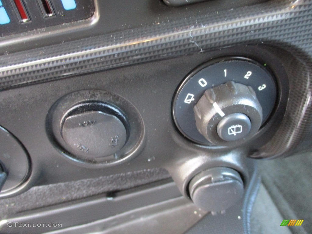 2009 Envoy SLE 4x4 - Steel Gray Metallic / Ebony photo #36