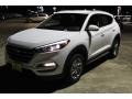 2017 Dazzling White Hyundai Tucson SE  photo #3