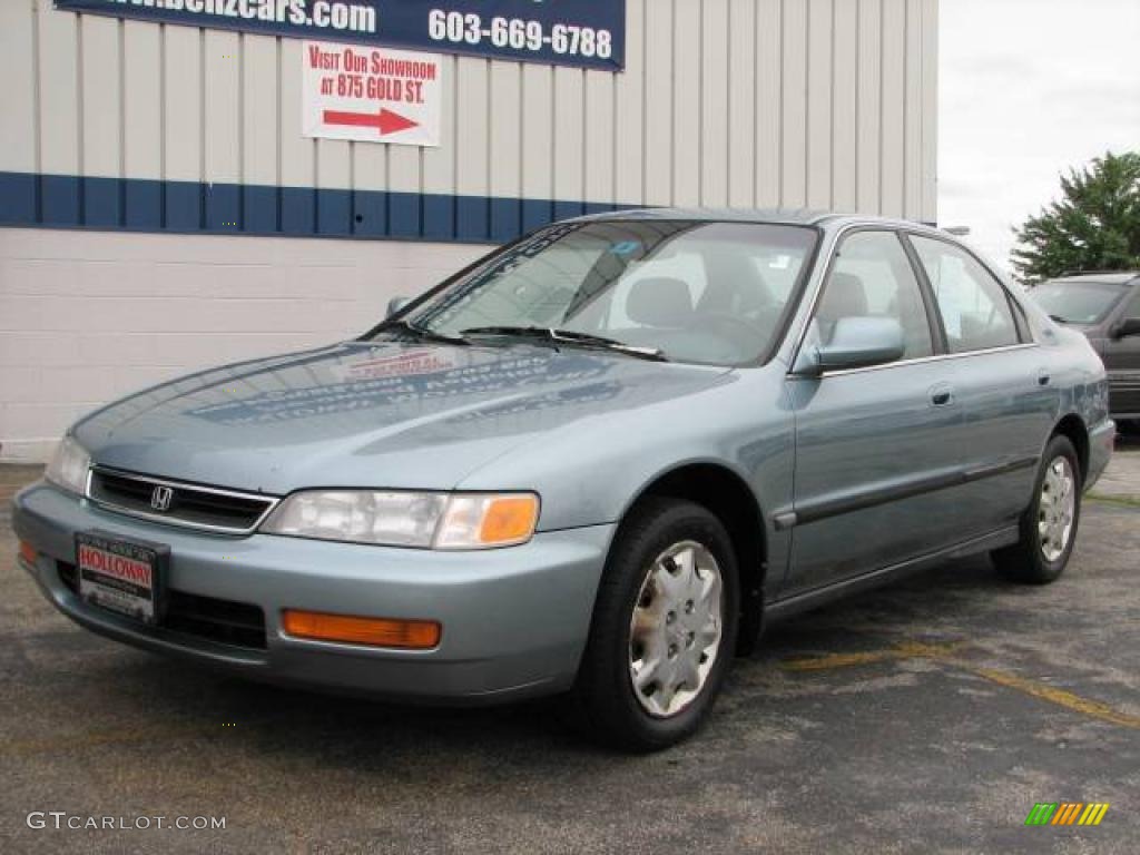 1996 Accord LX Sedan - Sage Green Metallic / Gray photo #1
