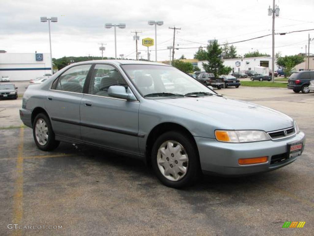 1996 Accord LX Sedan - Sage Green Metallic / Gray photo #3