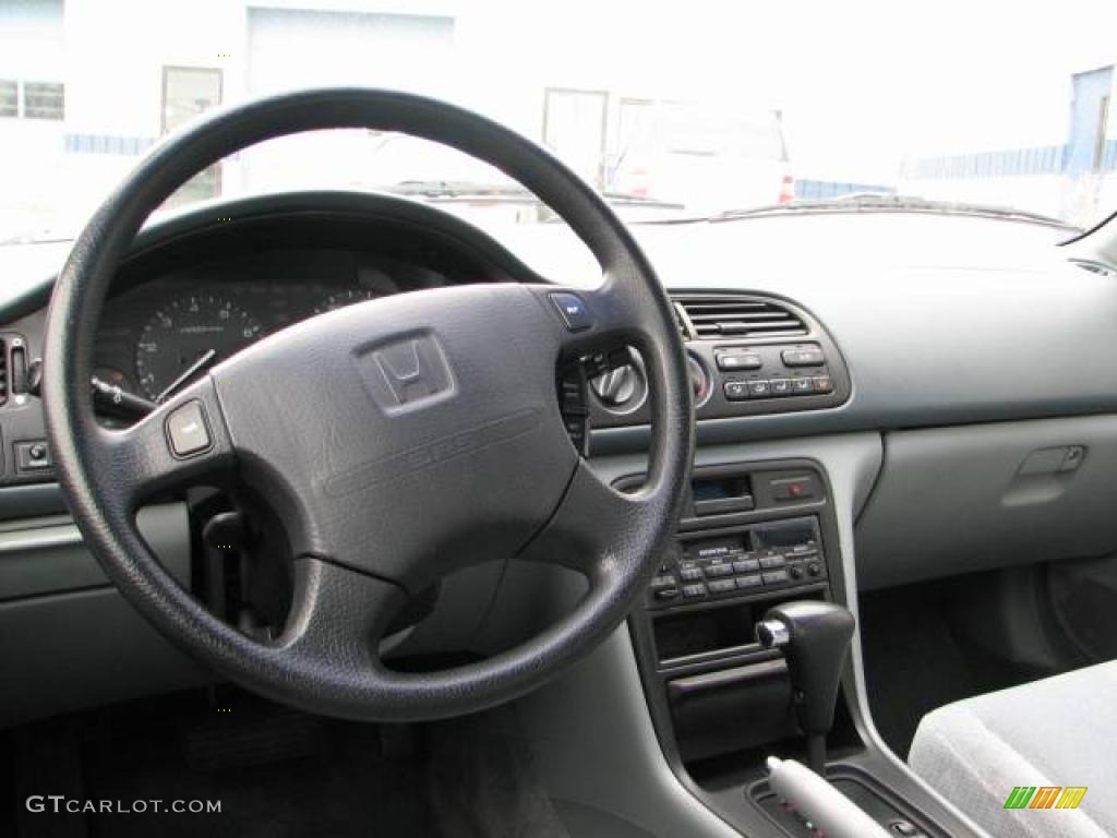 1996 Sage Green Metallic Honda Accord Lx Sedan 12352585