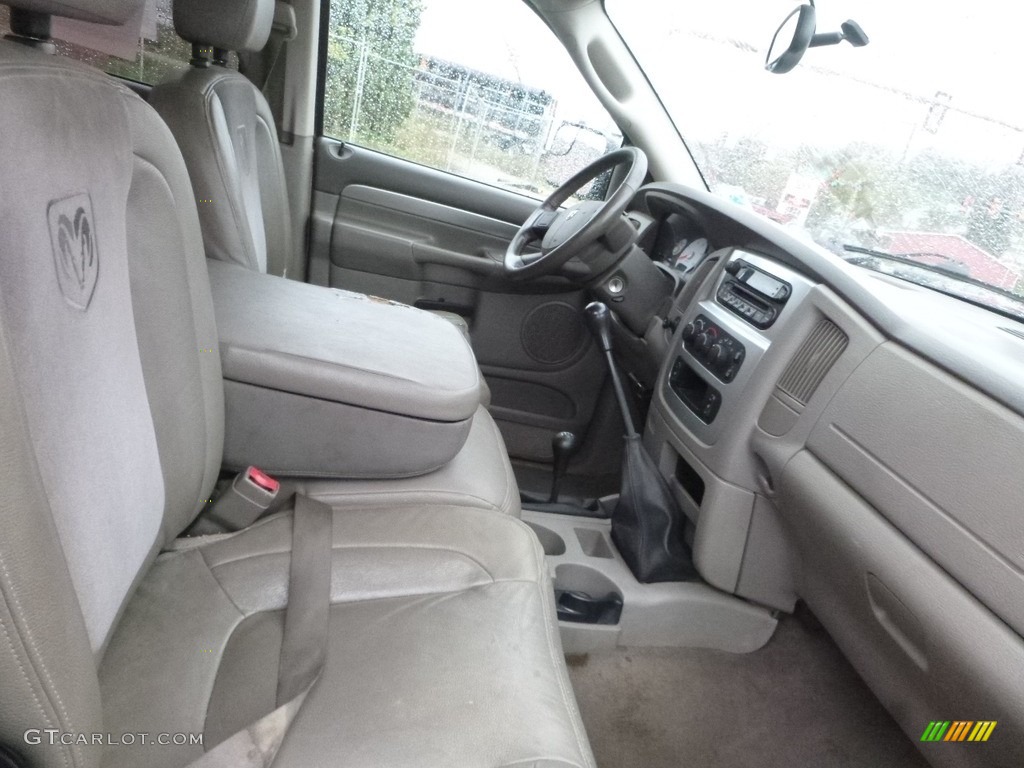 2005 Ram 3500 ST Quad Cab 4x4 - Bright Silver Metallic / Taupe photo #8