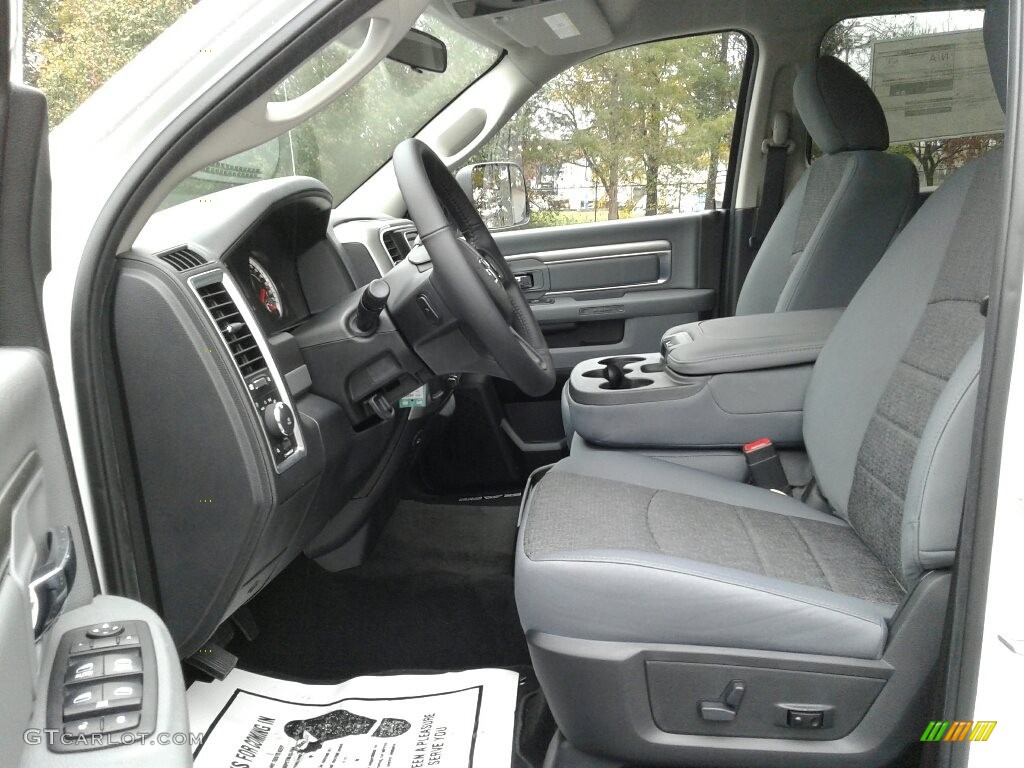 Black/Diesel Gray Interior 2018 Ram 3500 Big Horn Crew Cab 4x4 Dual Rear Wheel Photo #123788347