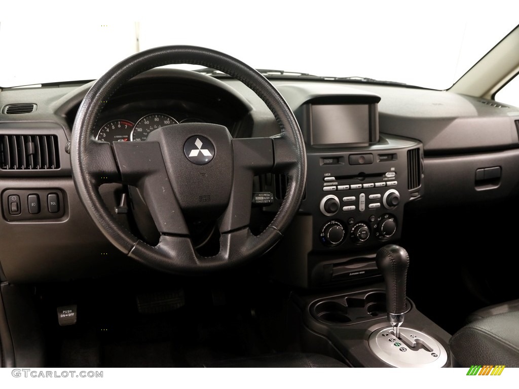 2011 Endeavor SE AWD - Carbon Pearl / Black photo #6