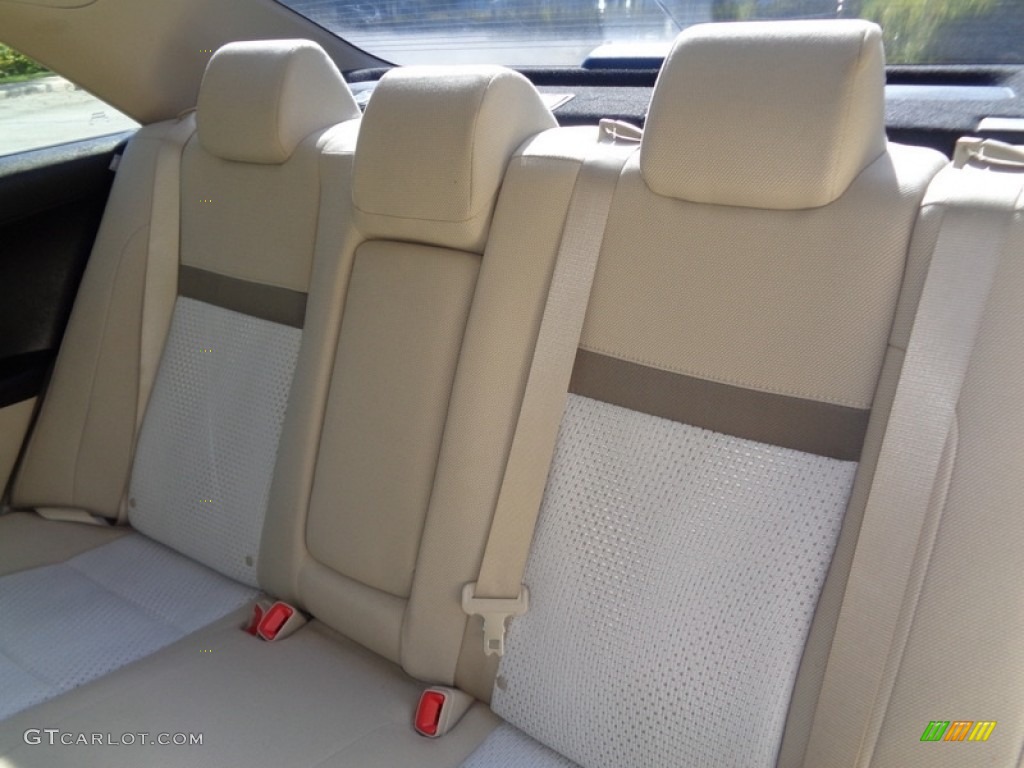 2012 Camry L - Cypress Green Pearl / Ivory photo #6