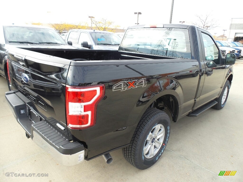 2018 F150 XL Regular Cab 4x4 - Shadow Black / Earth Gray photo #4