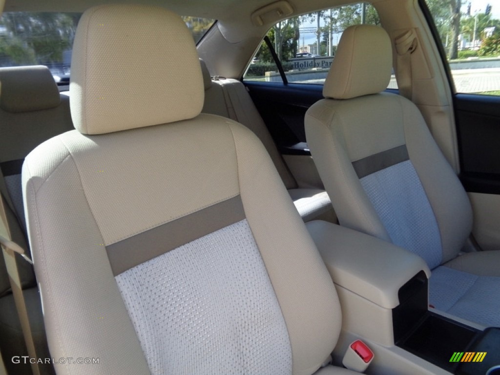 2012 Camry L - Cypress Green Pearl / Ivory photo #33