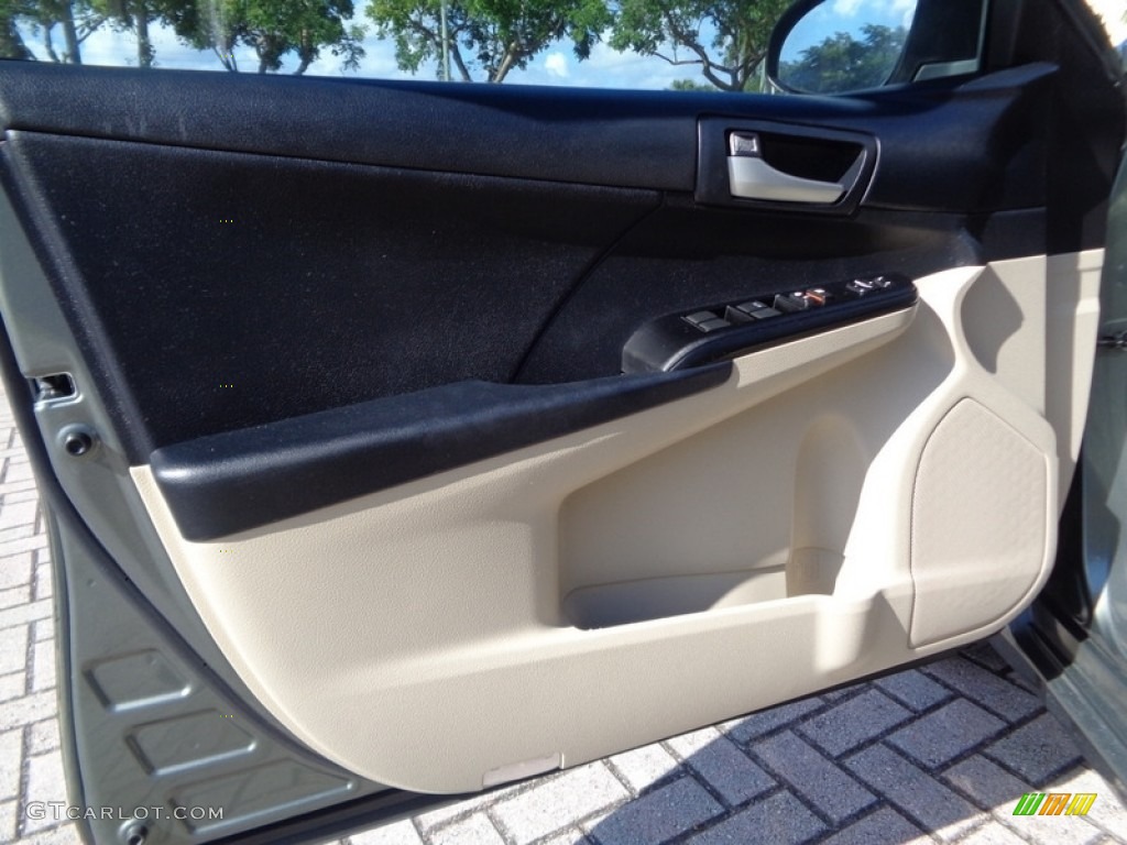 2012 Camry L - Cypress Green Pearl / Ivory photo #39