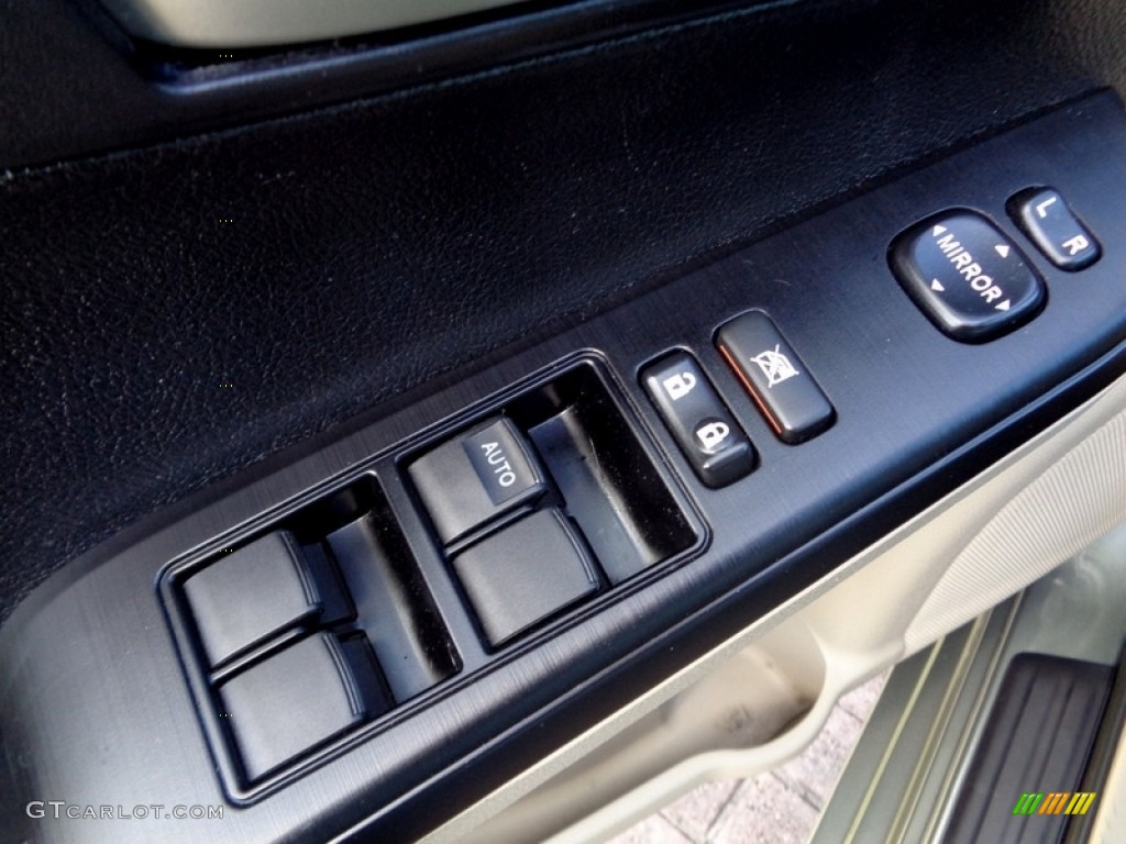 2012 Camry L - Cypress Green Pearl / Ivory photo #45