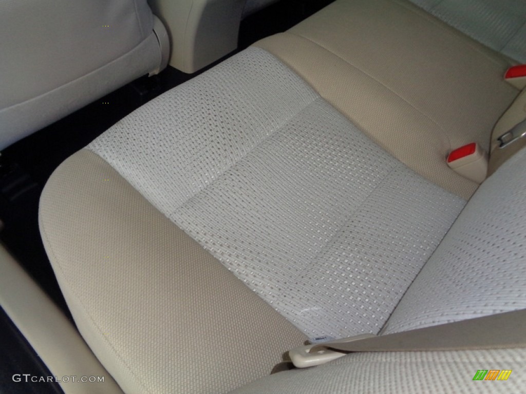 2012 Camry L - Cypress Green Pearl / Ivory photo #60