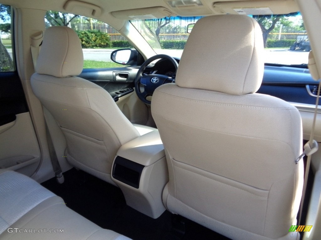 2012 Camry L - Cypress Green Pearl / Ivory photo #64