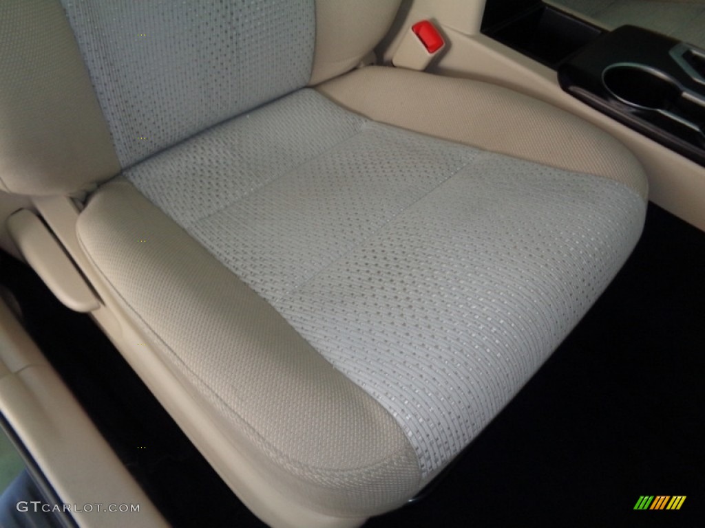 2012 Camry L - Cypress Green Pearl / Ivory photo #75
