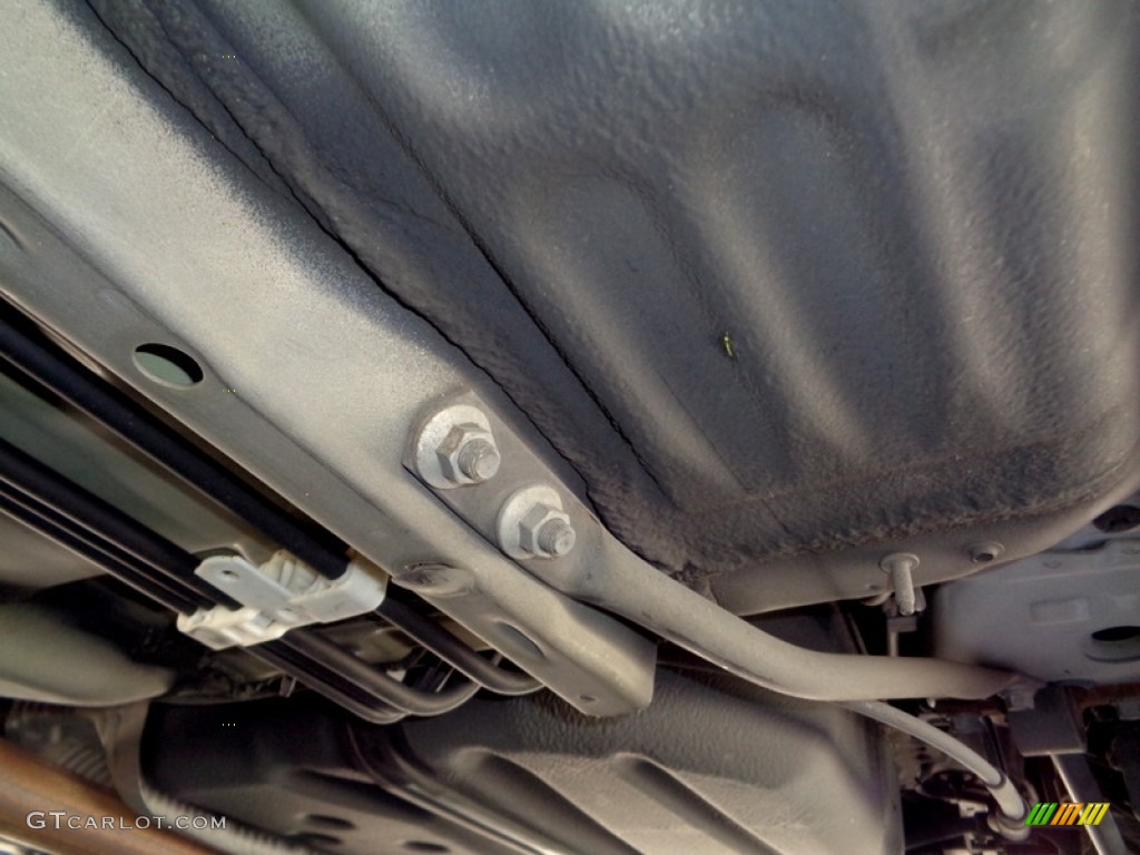 2012 Camry L - Cypress Green Pearl / Ivory photo #87