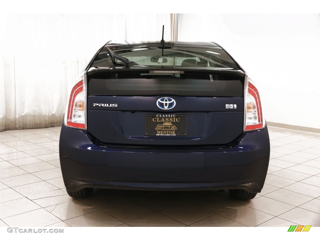 2015 Prius Two Hybrid - Nautical Blue Metallic / Dark Gray photo #17