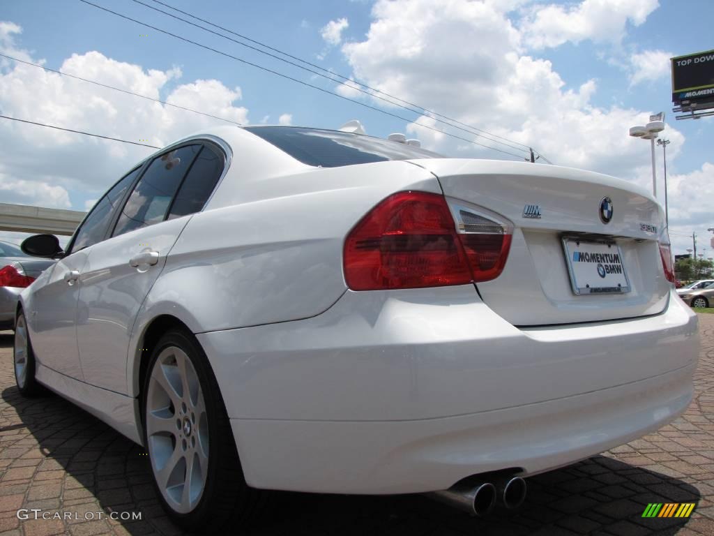 2006 3 Series 330i Sedan - Alpine White / Beige photo #3