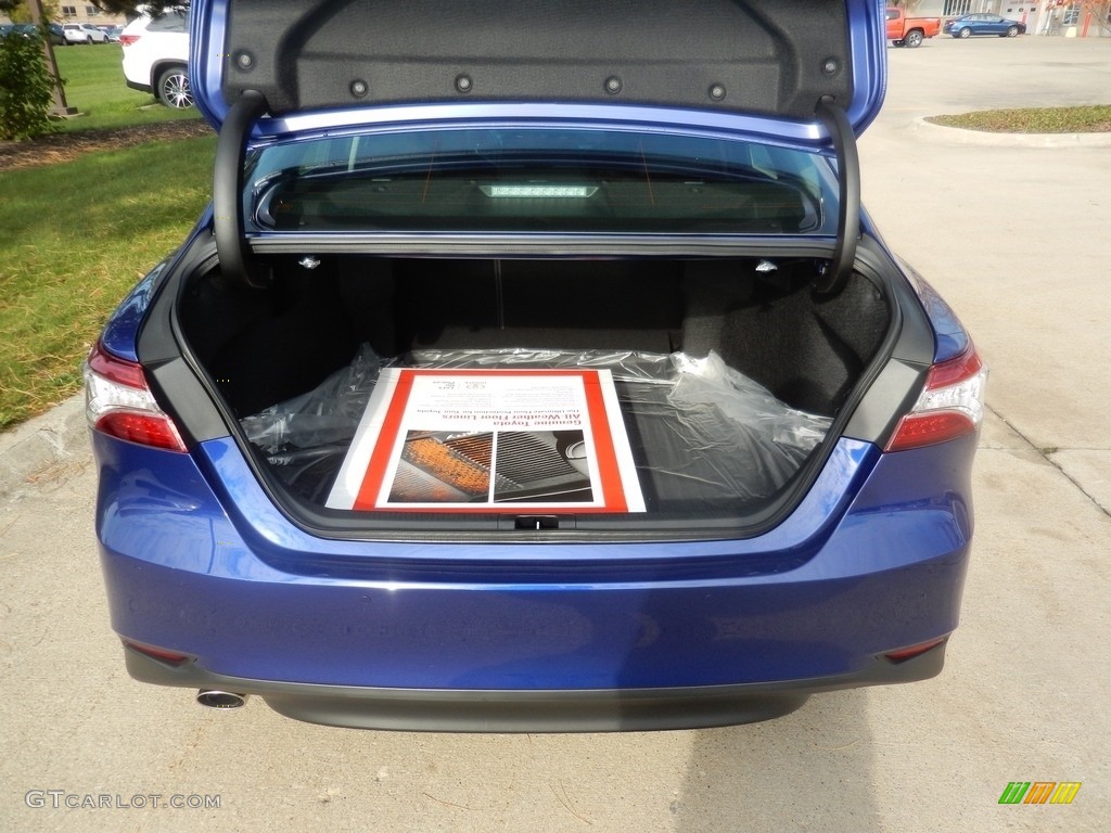 2018 Camry Hybrid XLE - Blue Crush Metallic / Black photo #6