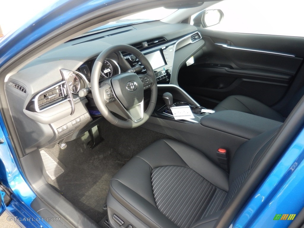 2018 Camry SE - Blue Streak Metallic / Black photo #3