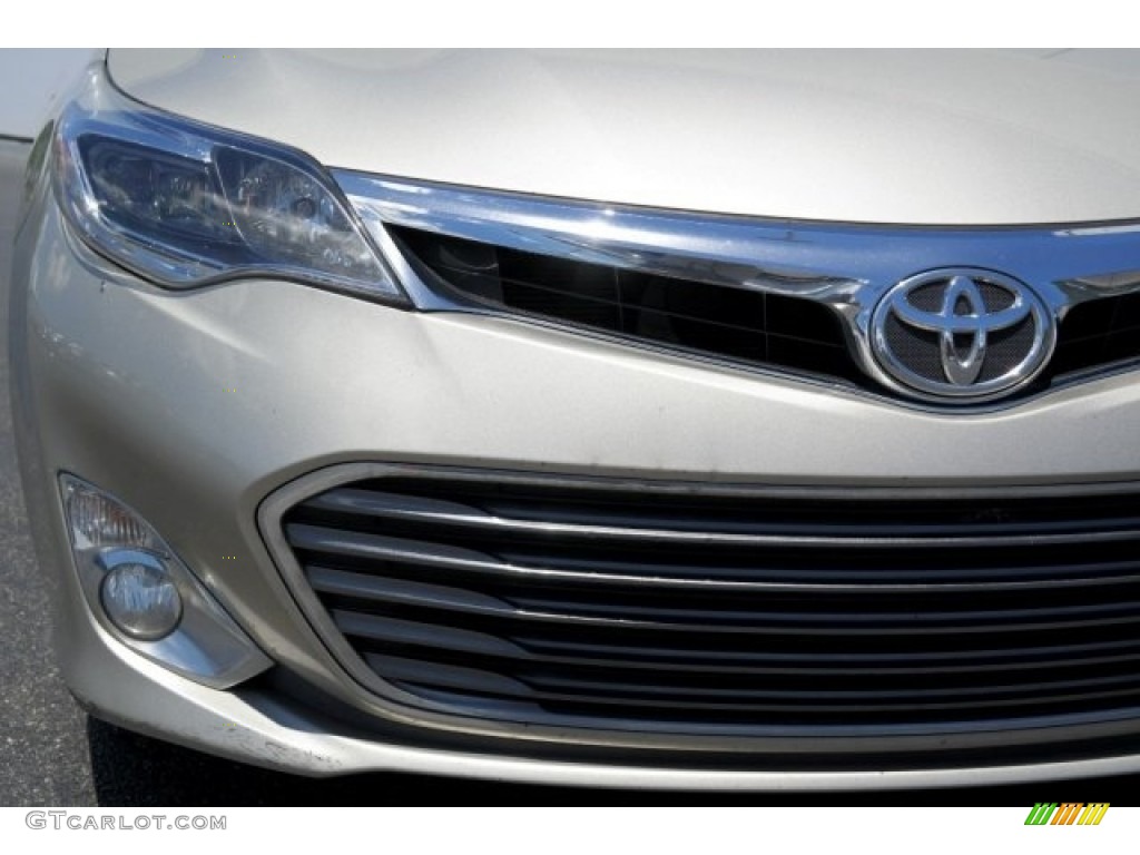2014 Avalon XLE - Creme Brulee Mica / Almond photo #3