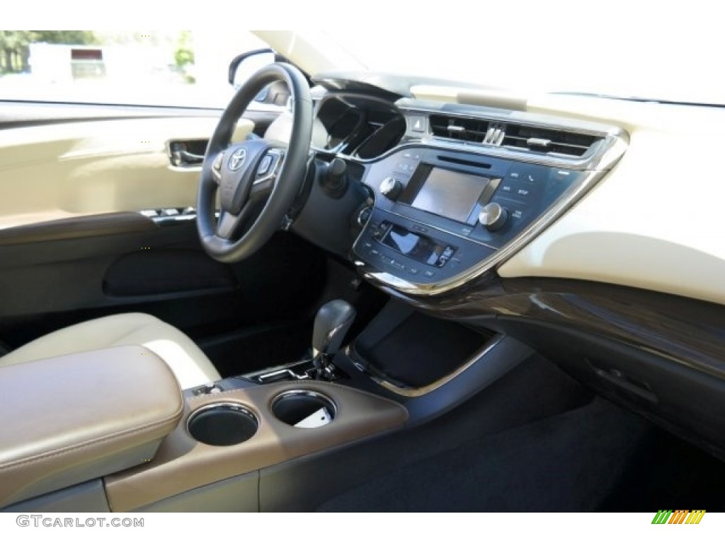2014 Avalon XLE - Creme Brulee Mica / Almond photo #17
