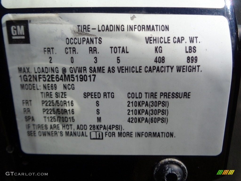 2004 Grand Am SE Sedan - Black / Dark Pewter photo #82
