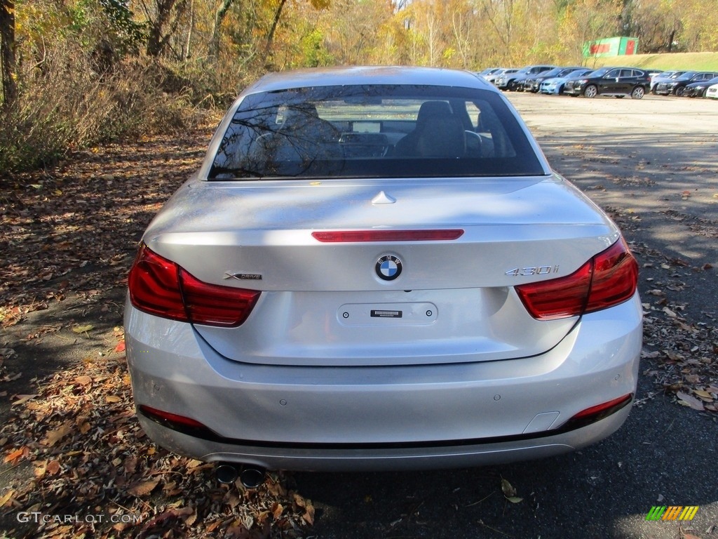 2018 4 Series 430i xDrive Convertible - Glacier Silver Metallic / Black photo #3