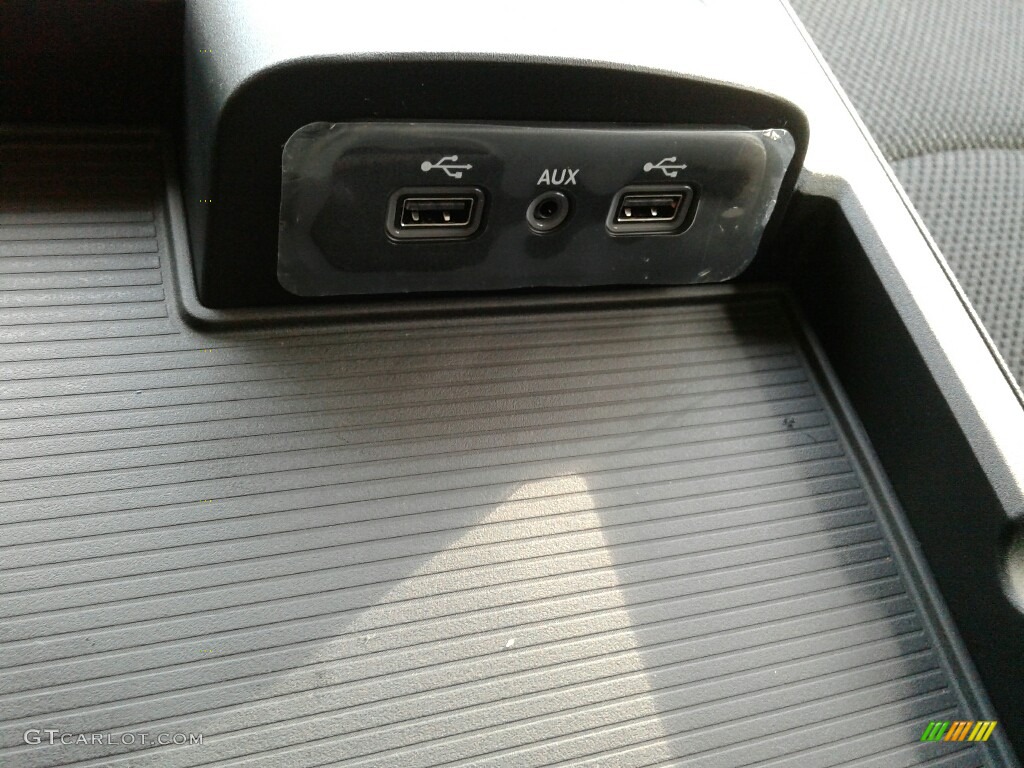 2018 1500 Sport Regular Cab - Bright White / Black photo #28