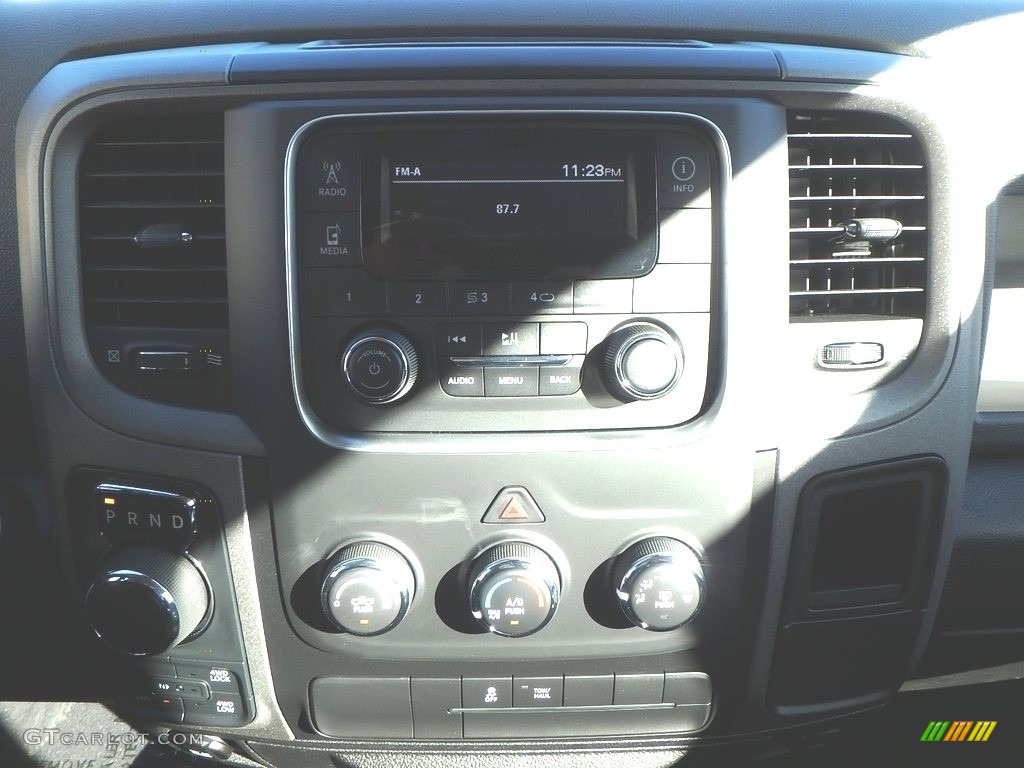 2018 1500 Tradesman Regular Cab 4x4 - Bright White / Black/Diesel Gray photo #13