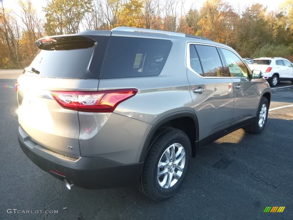 2018 Traverse LT AWD - Pepperdust Metallic / Jet Black photo #5