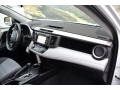 Super White - RAV4 XLE AWD Photo No. 17