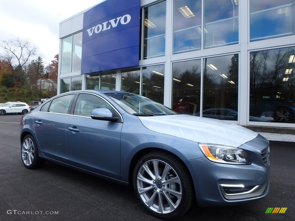 2018 S60 T5 AWD - Mussel Blue Metallic / Beige photo #1
