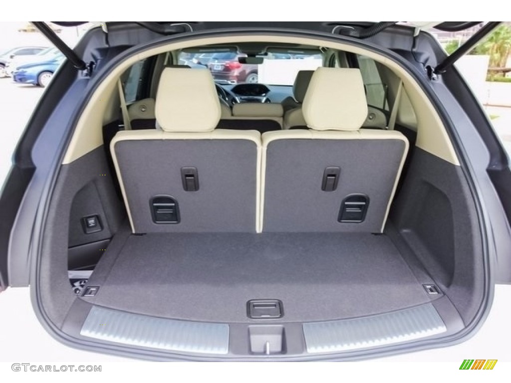 2018 Acura MDX Standard MDX Model Trunk Photo #123828648