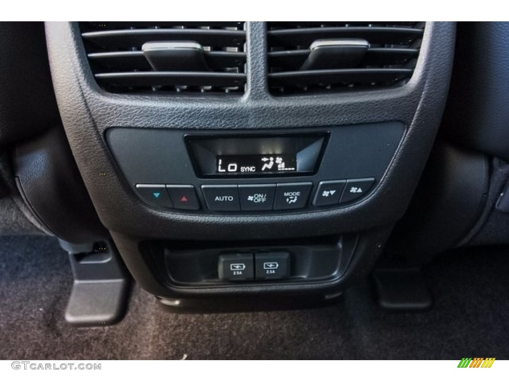 2018 Acura MDX Standard MDX Model Controls Photo #123830520