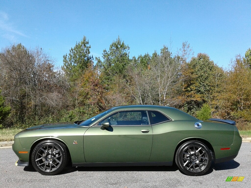F8 Green 2018 Dodge Challenger R/T Scat Pack Exterior Photo #123836196