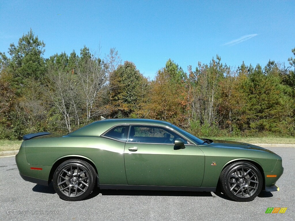 F8 Green 2018 Dodge Challenger R/T Scat Pack Exterior Photo #123836357