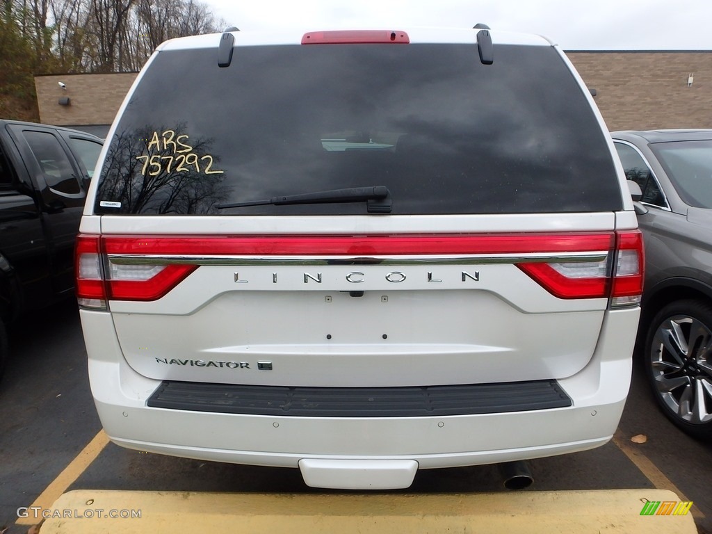 2017 Navigator L Select 4x4 - White Platinum / Ebony photo #3