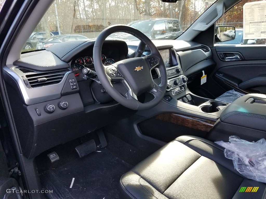 2018 Chevrolet Suburban LT 4WD Front Seat Photos